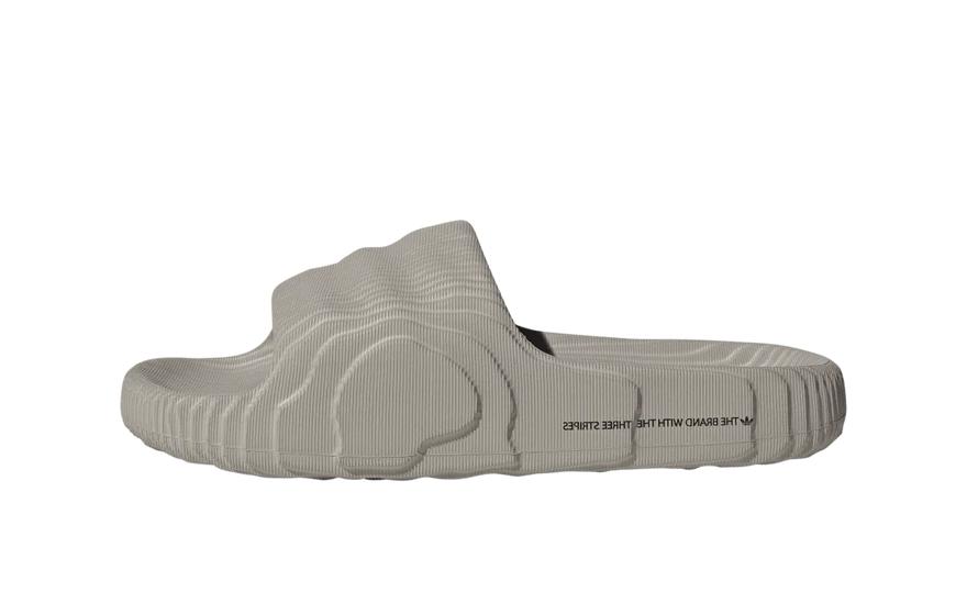 Adidas Adilette 22 Slides Light Brown: chanclas cómodas y con estilo relajado