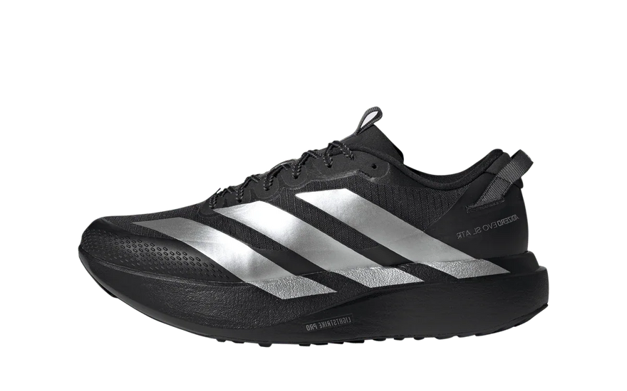 Adidas Adizero Evo SL ATR Black Silver Metallic: la Evo SL que ya no le teme al barro ni a la lluvia