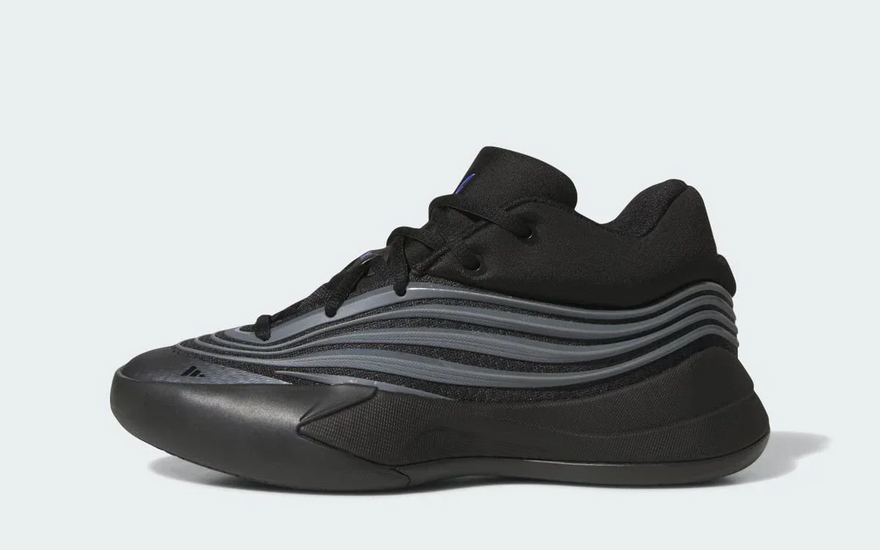 Adidas Dame 10 Core Black Iron Metallic: Control, Respuesta y Estilo para Dominar la Cancha