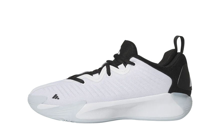Adidas Initiation Cloud White Core Black: la zapatilla de pista que también funciona en la calle