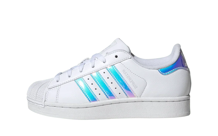 Adidas Superstar II White Iridescent Stripes: el clásico shell toe que ahora cambia de color con la luz