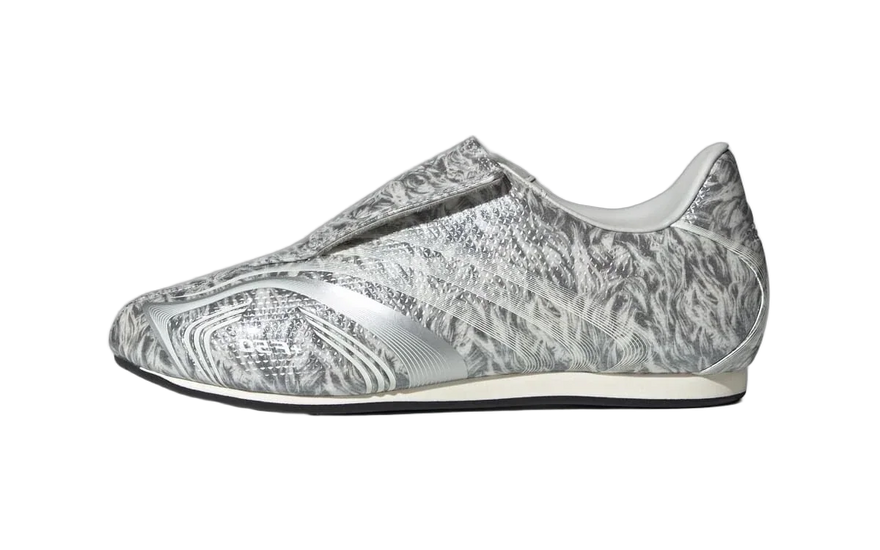 Adidas Taekwondo F50 Silver Metallic Grey: el metalizado que sí se lleva a diario