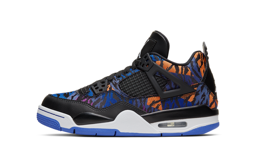 Air Jordan 4 Retro Black Rush Violet: elegancia urbana con toque violeta