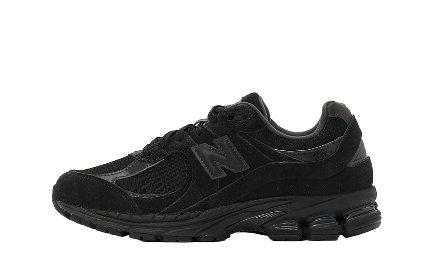 New Balance 2002R Triple Black Suede: Urban elegance in black suede