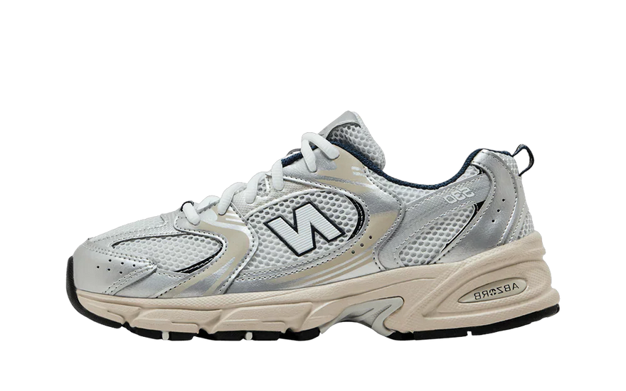 New Balance 530 Névoa de Verão Azul-marinho: os ténis retro de corrida que renovam o teu estilo