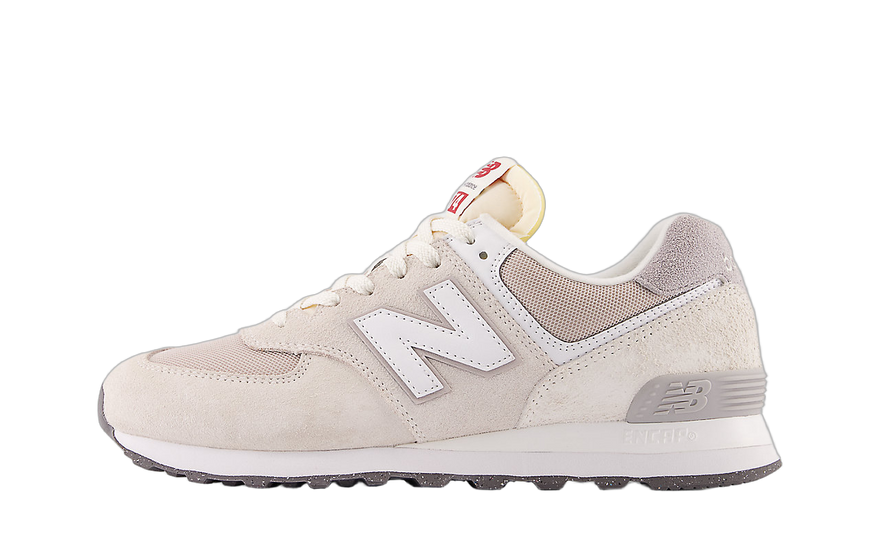 New Balance 574 Sea Salt White: de neutrale sneaker die je stedelijke stijl herdefinieert