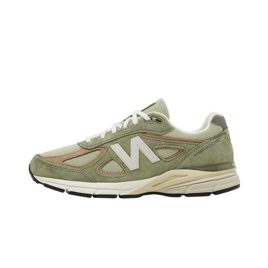 New Balance 990v4 MiUSA Teddy Santis Olive Incense — el icono oliva que necesitas