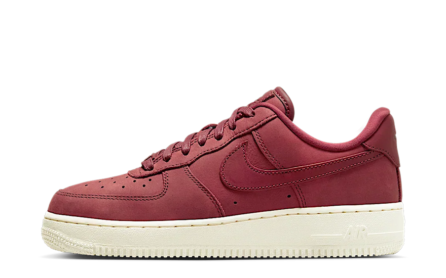 Nike Air Force 1 Low '07 PRM Team Red Sail — El clásico reinventado para destacar