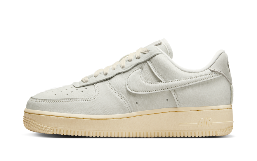 Nike Air Force 1 Low '07 Sail Pony Hair: la AF1 de lujo discreto que necesitas
