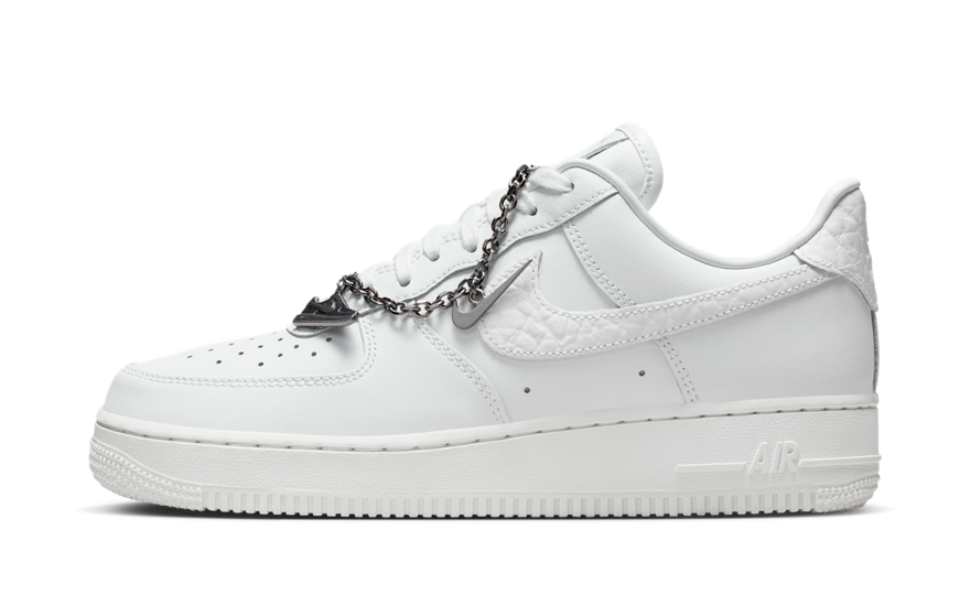 Nike Air Force 1 '07 Low Summit White Mini Charm — Clásica, moderna y imprescindible