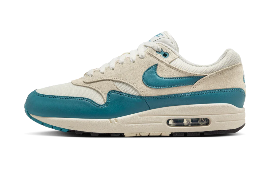 Nike Air Max 1 Essential Soft Pearl Smokey Blue: estilo retro y confort urbano