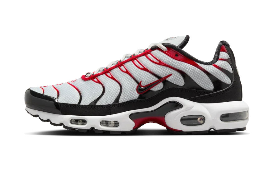 Nike Air Max Plus Pure Platinum Black University Red — Estilo y amortiguación icónica