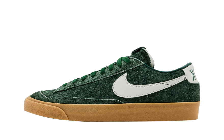 Nike Blazer Low Devin Booker Chevrolet Team Dark Green: Personalidad y estilo urbano