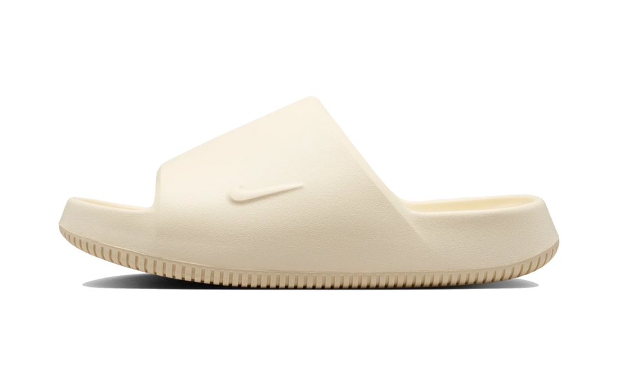 Nike Calm 2.0 Slide Coconut Milk: la sandalia de recuperación más vestible del verano 2026