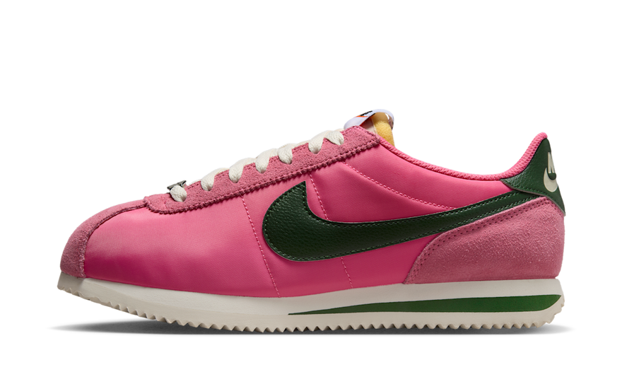 Nike Cortez TXT Pinksicle Sail White Fir: el clásico renovado para tu outfit