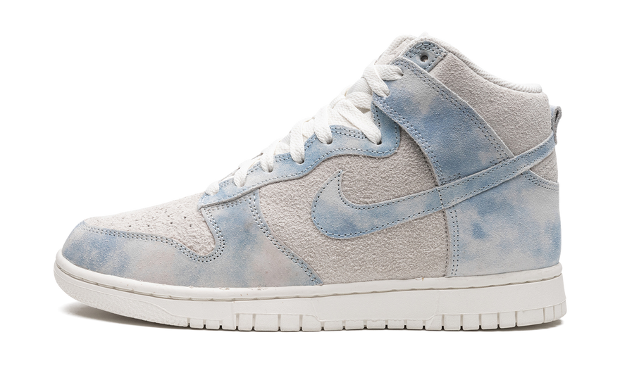 Nike Dunk High SE Clouds Celestine Blue — Zapatillas celeste con estilo nube