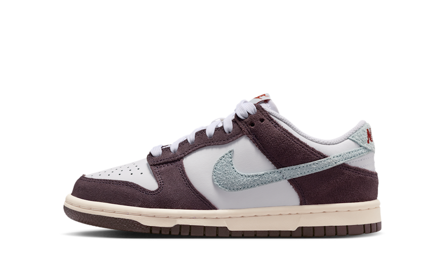 Nike Dunk Low SE Burgundy Ash Glacier Blue — Zapatillas con estilo urbano