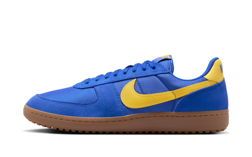 Nike Field General '82 SP Hyper Royal Lightning: retro style and urban attitude