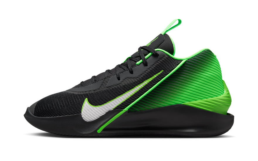 Nike GT Jump Academy Black Green Strike White: Salta más alto con estilo y control