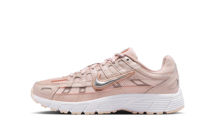 Nike P-6000 Silt Red Metallic Silver: Retro running noventero con confort moderno