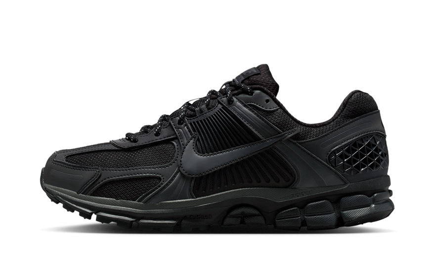 Nike Zoom Vomero 5 Black Reflective: Confort y estilo para tus carreras largas