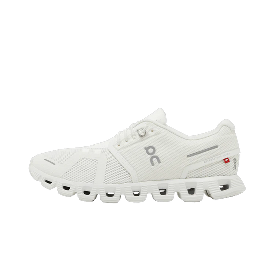 On Running Cloud 5 Undyed-White: rendimiento, confort y sostenibilidad para tus rutas