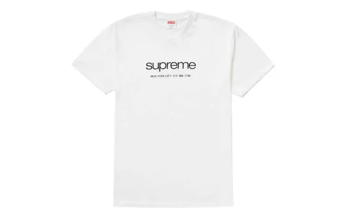 Supreme Maglietta Shop Bianca: la maglietta di base che eleva il tuo abbigliamento urbano