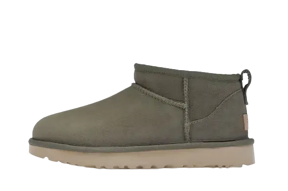 UGG Classic Ultra Mini Boot Burnt Olive: estilo y confort en cada paso
