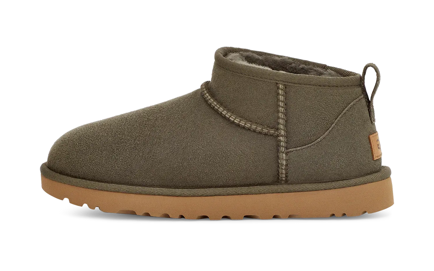 UGG Classic Ultra Mini Boot Forest Night — Mini urban boot made of wool and suede