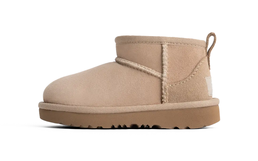 UGG Classic Ultra Mini Boot Sand (Småbørn): komfort og stil til de første skridt
