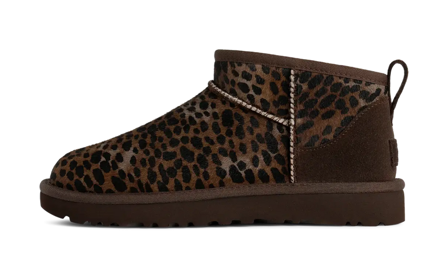 UGG Classic Ultra Mini Caspian Boot Burnt Cedar: la mini bota de lujo para tu día a día