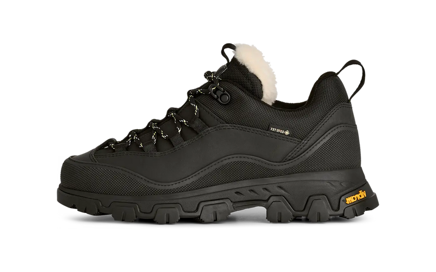 UGG MetroTrek Hiker Czarny: miejski but, który odmieni twoją zimę
