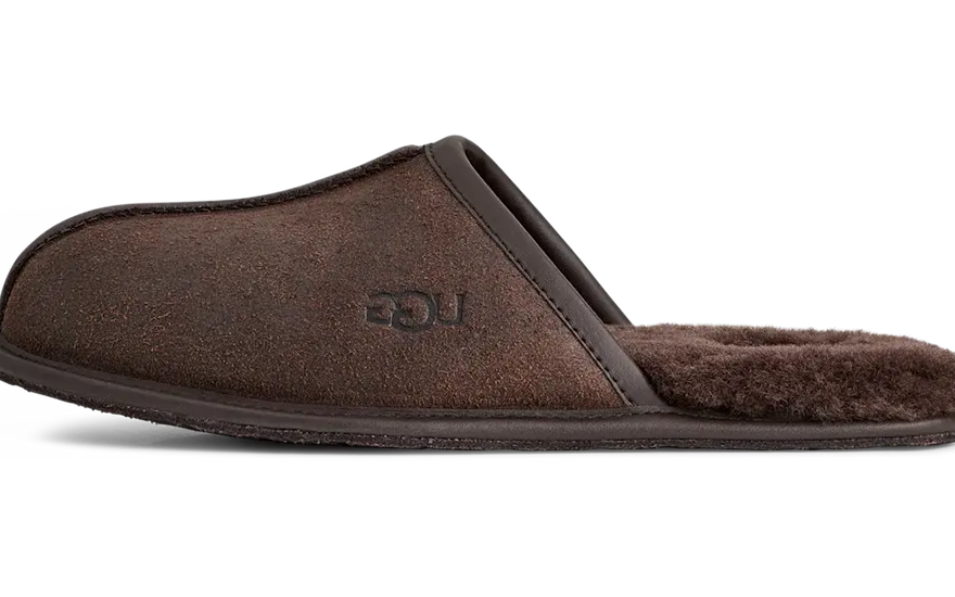 UGG Scuff Leather Distressed Slipper Dusted Cocoa: la pantofola in pelle consumata Dusted Cocoa perfetta per casa