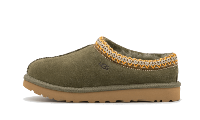 UGG Tasman Slipper Burnt Olive Gum: la pantufla verde oliva que se lleva en la calle