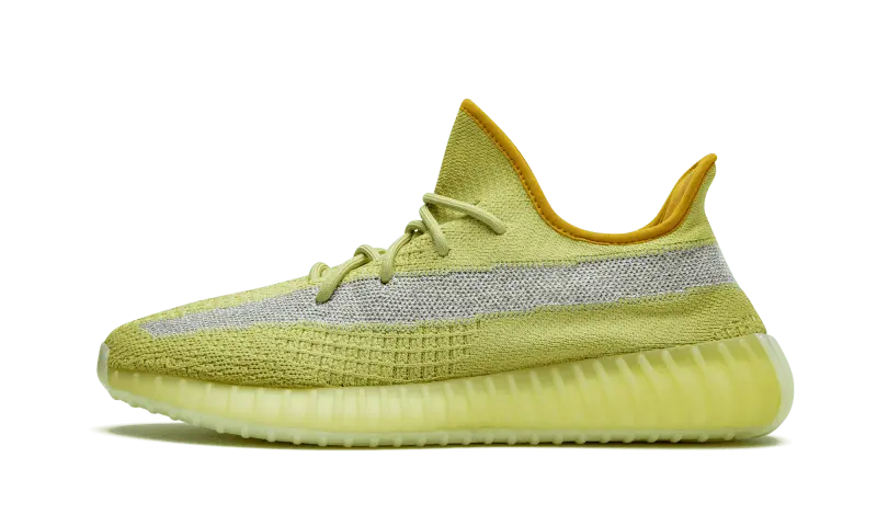 Yeezy Boost 350 V2 Marsh: Η τολμηρή πινελιά που ζητάει το ντύσιμό σου