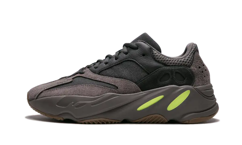 Yeezy Boost 700 Mauve: Malwa, wygoda Boost i niezbędny miejski styl