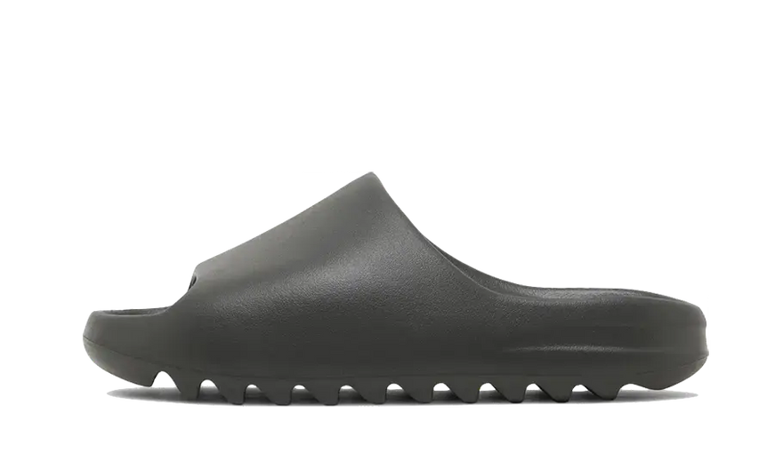 Yeezy Slide Dark Onyx: den svarta slip-in som definierar din stil