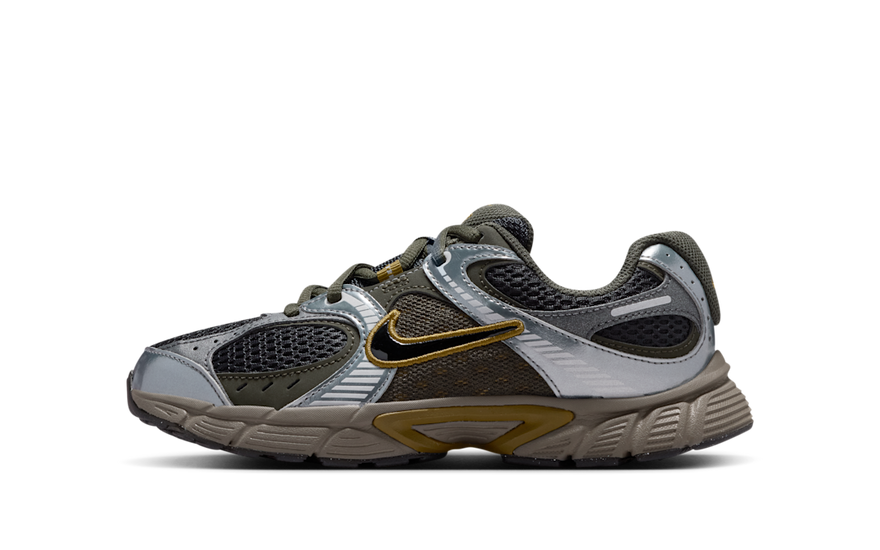 Nike V5 RNR Olive Flak Sequoia: Der Sportschuh, der Stil und Leistung verbindet