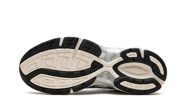 ASICS Gel-1130 White Black Gold Next Step