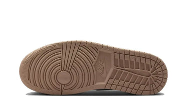 Air Jordan 1 High OG Latte Next Step