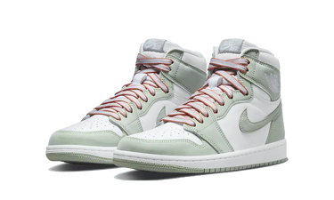 Air Jordan 1 High OG Seafoam (W) Next Step
