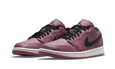 Air Jordan 1 Low Mulberry