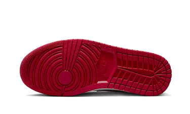 Air Jordan 1 Low Reverse Black Toe Next Step