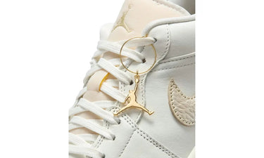 Air Jordan 1 Low SE Metallic Team Gold (W) Next Step