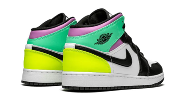 Air Jordan 1 Mid Pastel Black Toe Next Step