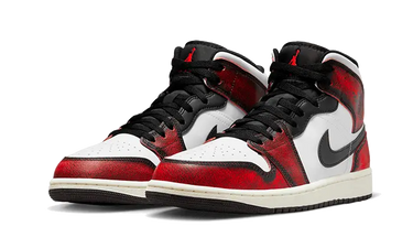 Air Jordan 1 Mid SE Wear-Away Chicago Next Step