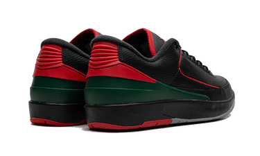 Air Jordan 2 Retro Low Christmas Next Step