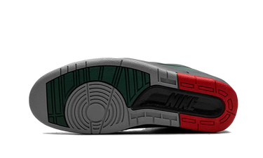 Air Jordan 2 Retro Low Christmas Next Step