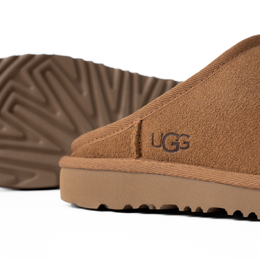 UGG Classic Slip-On Slipper Chestnut (Kids) Next Step