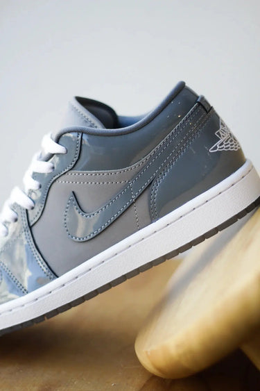 Jordan 1 Low SE Medium Grey Cool Grey White Next Step